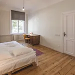 Parkview I Art & Design Apartment